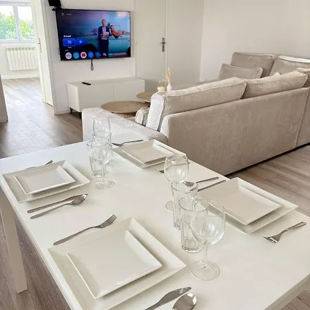 F2 Apartment, Quiet And Serene Place *
