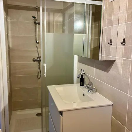 F2 Apartment, Quiet And Serene Place *